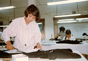 ベトナム高級手縫い仕立て着物の33年 KIMONO E JAPAN