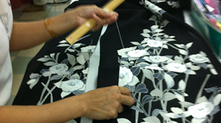 ベトナム高級手縫い仕立て着物の33年 KIMONO E JAPAN
