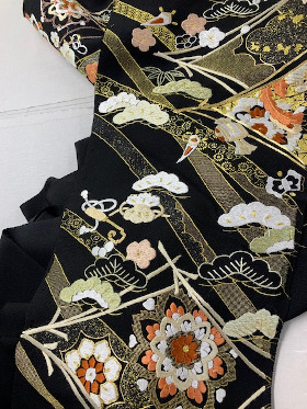 ベトナム高級手縫い仕立て着物の33年 KIMONO E JAPAN